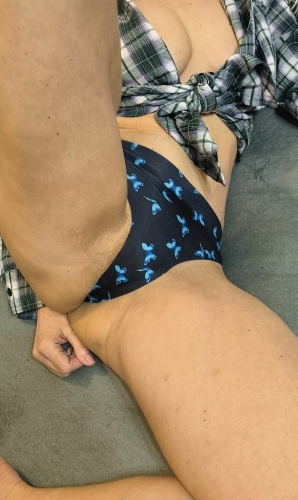 Fekete pillangós tangám